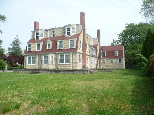 Single Family Residence at 52 Ash St, New Bedford MA 02740, New Bedford, photo 3 of 25