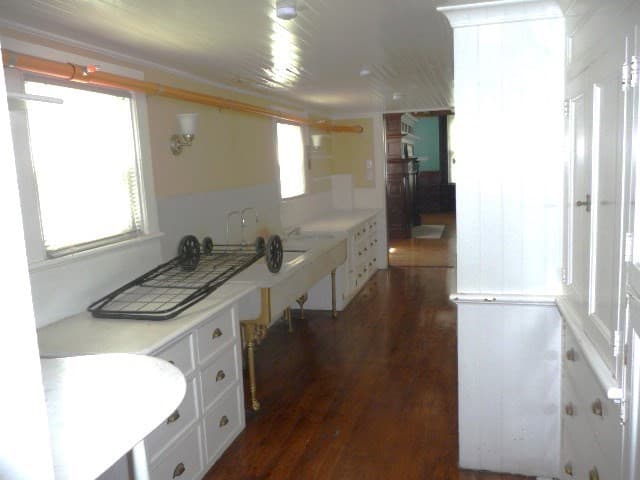 Single Family Residence at 52 Ash St, New Bedford MA 02740, New Bedford, photo 11 of 25