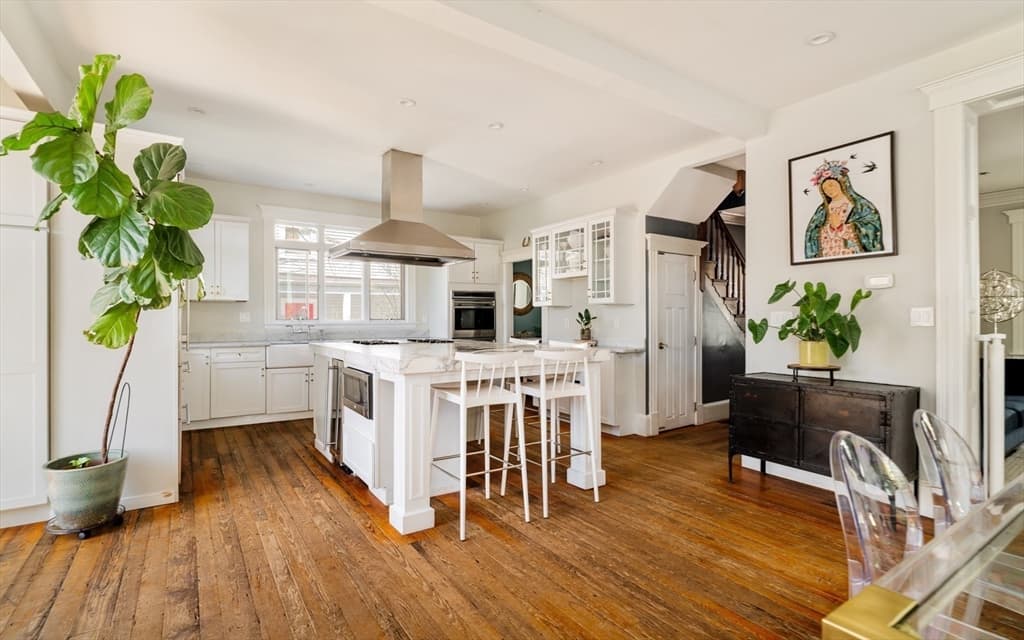 70 Oxford St, Somerville MA 02143 photo 6