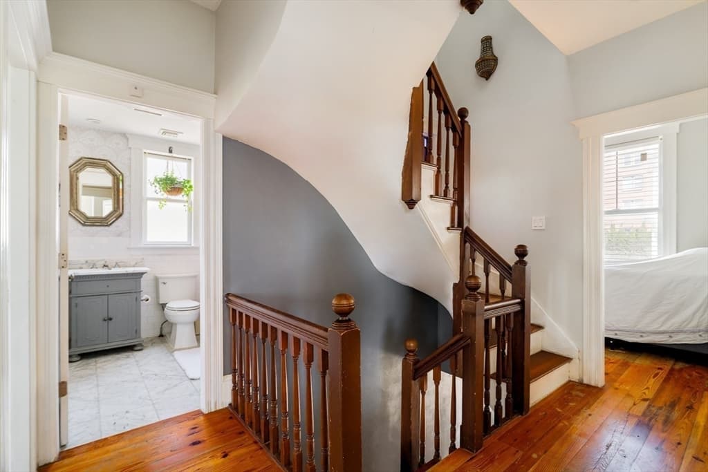 70 Oxford St, Somerville MA 02143 photo 19