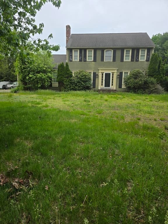 Single Family Residence at 4 Canoe River Rd, Easton MA 02334, photo 7 of 9