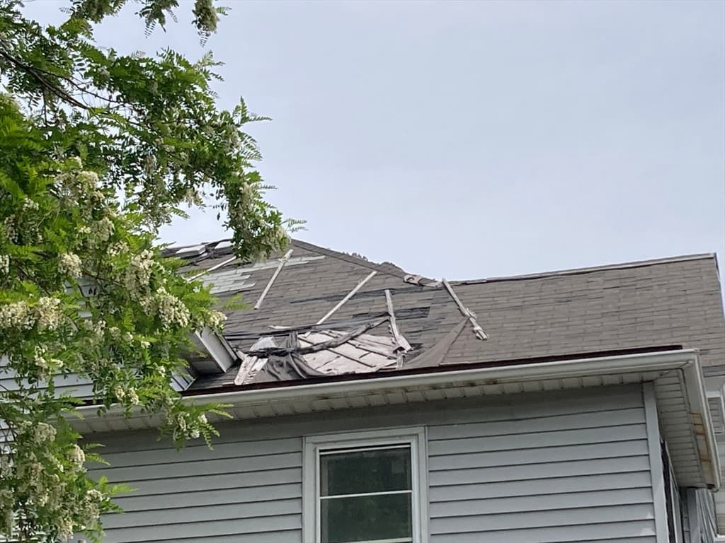 4 Family at 223 Elm, Holyoke MA 01040, Holyoke, photo 9 of 14