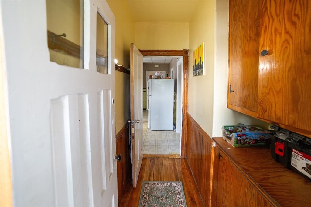 5 Suffield St, Worcester MA 01610 photo 20