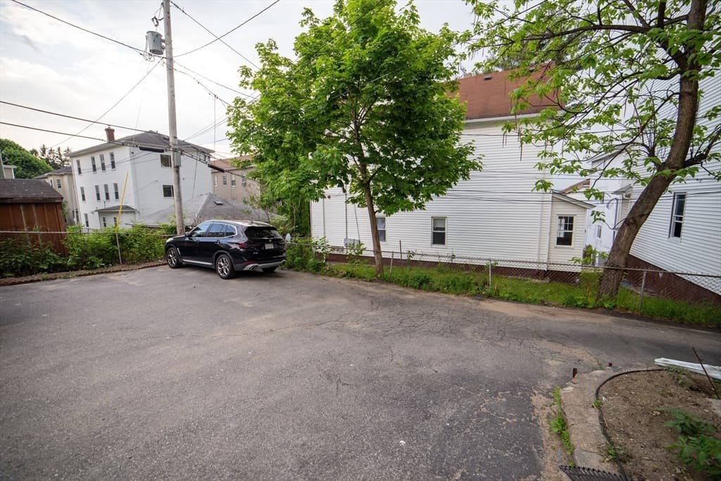 5 Suffield St, Worcester MA 01610 photo 25
