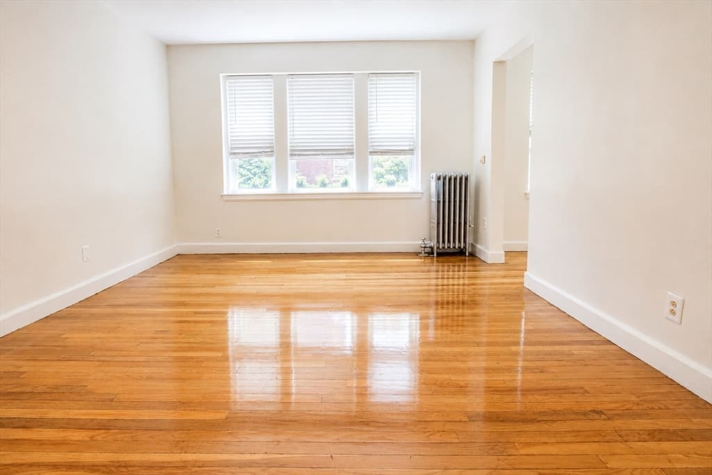 8 Walnut St # 2, Everett MA 02149 photo 6