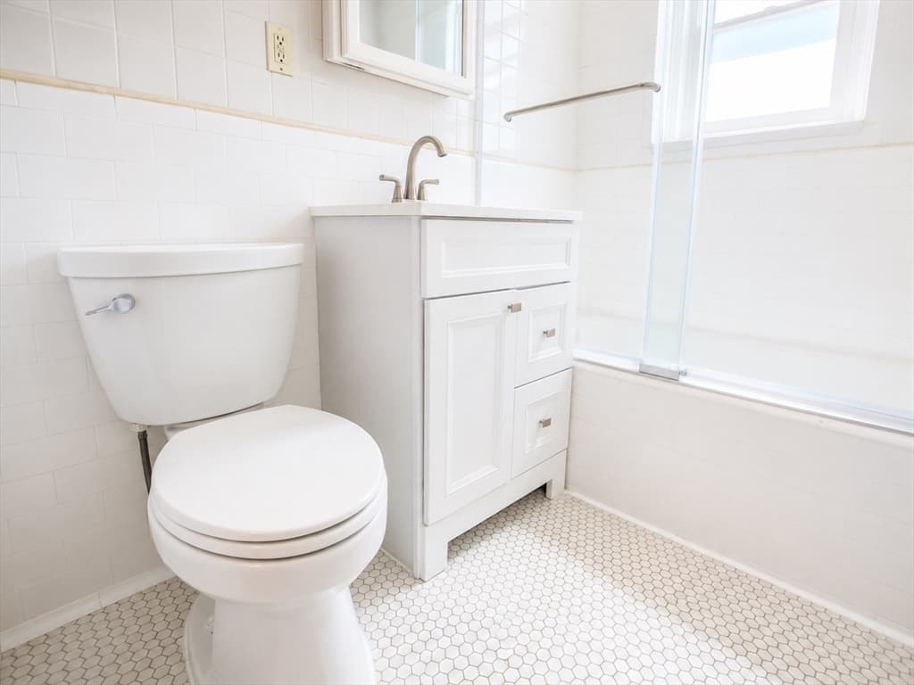 8 Walnut St # 2, Everett MA 02149 photo 14