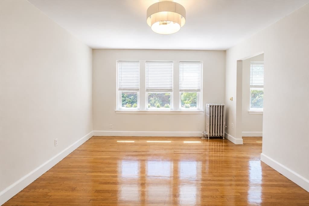 8 Walnut St # 2, Everett MA 02149 photo 4