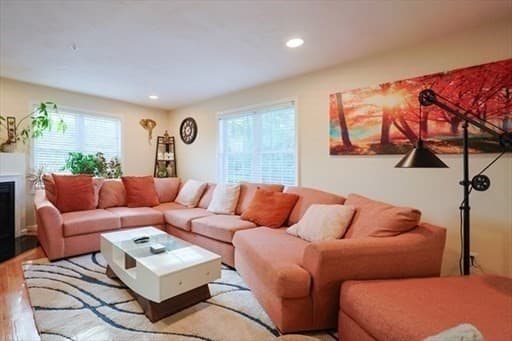 Condominium at 8 Patriot Blvd # 8, Hopkinton MA 01748, photo 8 of 29
