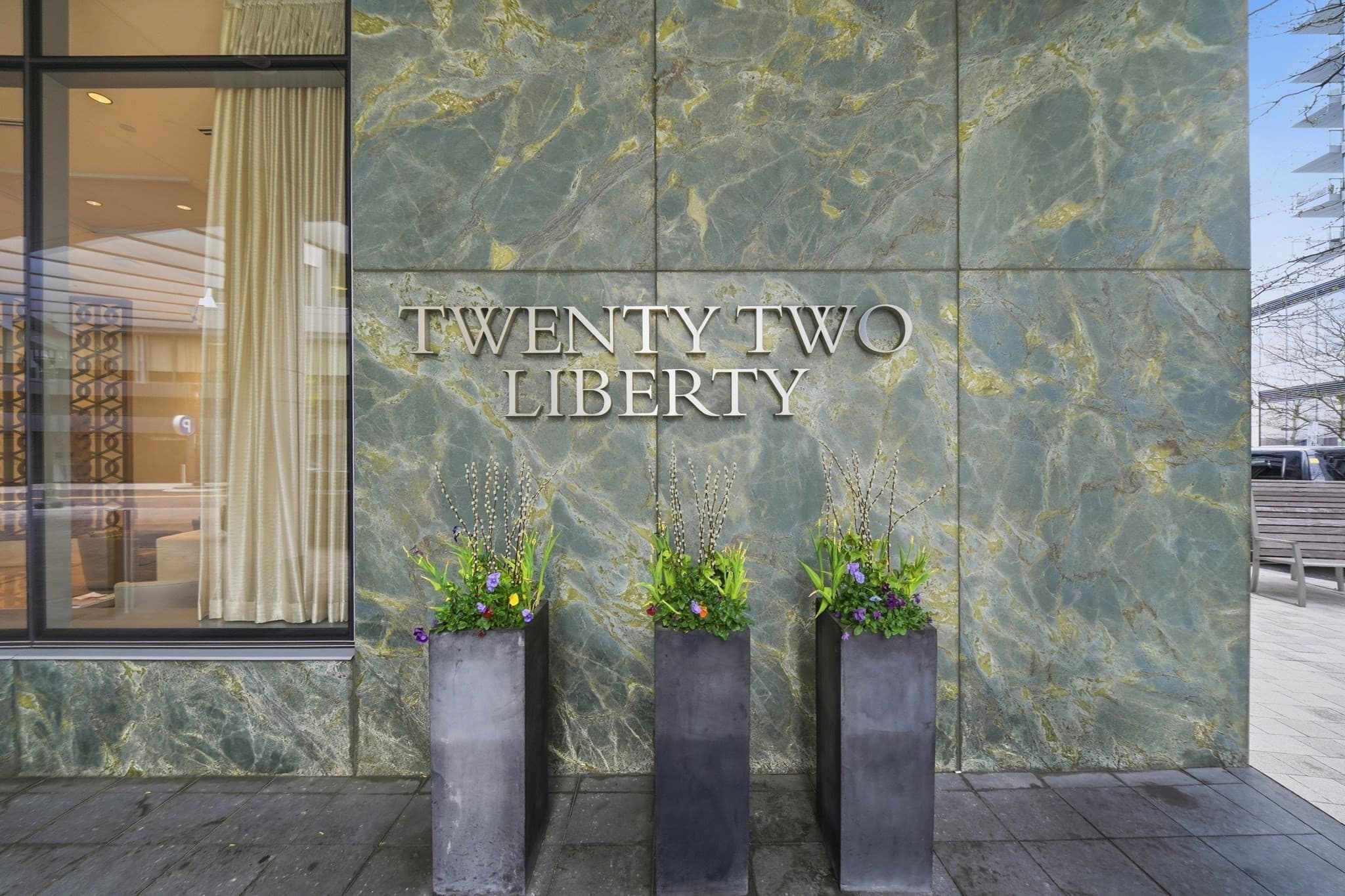 22 Liberty Dr # 9F, Boston MA 02110