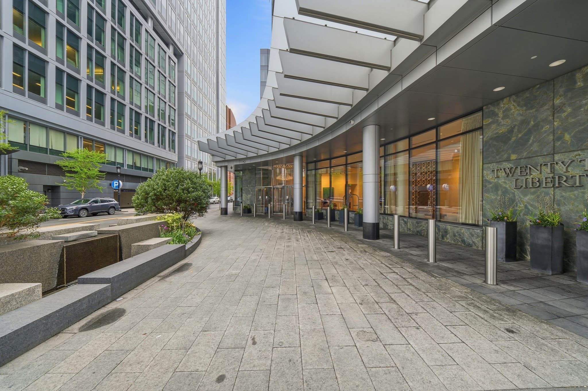 Condominium at 22 Liberty Dr # 9F, Boston MA 02110, photo 37 of 37