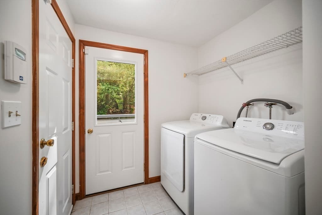 Single Family Residence at 9 Northbriar Road, Acton MA 01720, photo 19 of 32