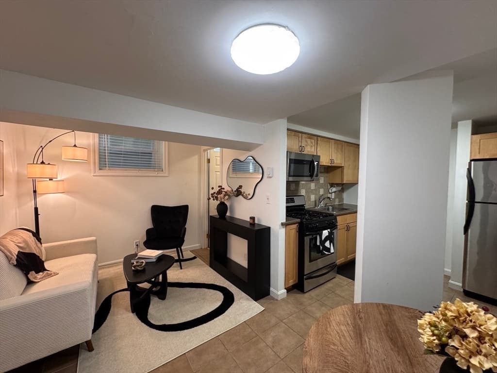 Condominium at 1 Dana Street # 2, Cambridge MA 02138, Cambridge, photo 2 of 23