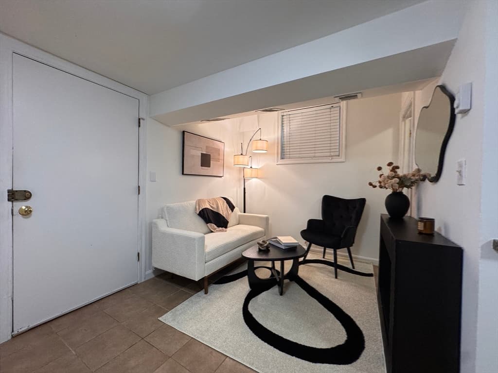 Condominium at 1 Dana Street # 2, Cambridge MA 02138, Cambridge, photo 3 of 23