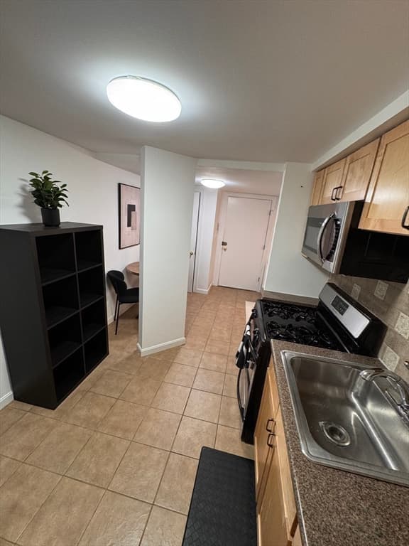 Condominium at 1 Dana Street # 2, Cambridge MA 02138, Cambridge, photo 14 of 23