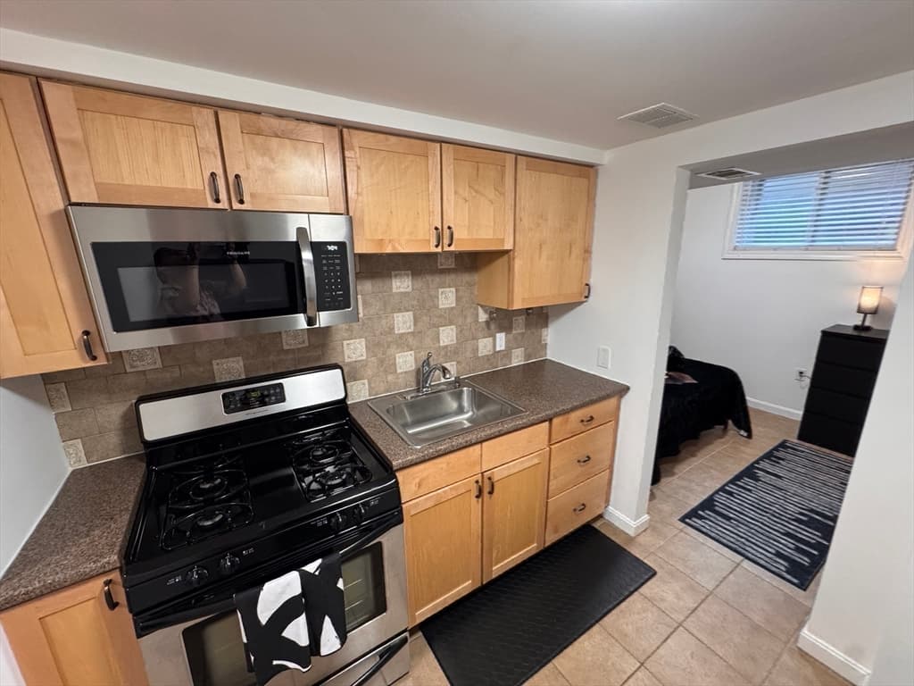 Condominium at 1 Dana Street # 2, Cambridge MA 02138, Cambridge, photo 11 of 23