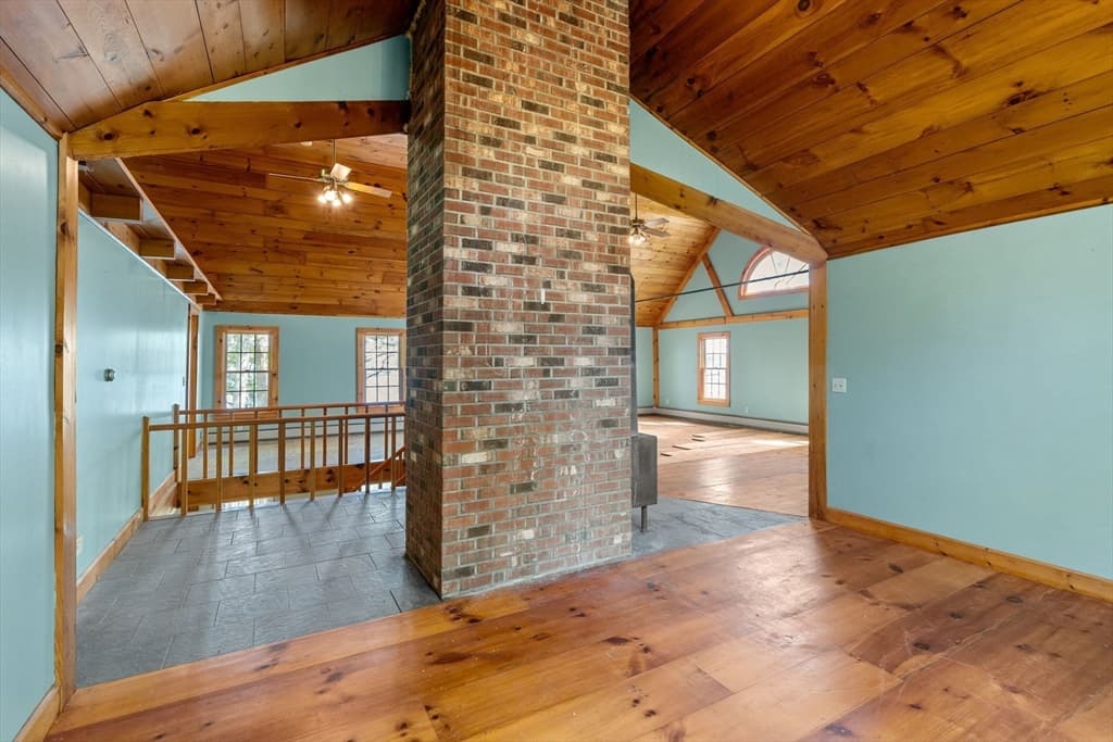 Single Family Residence at 362 Snows Pond Rd, Rochester MA 02770, photo 23 of 41