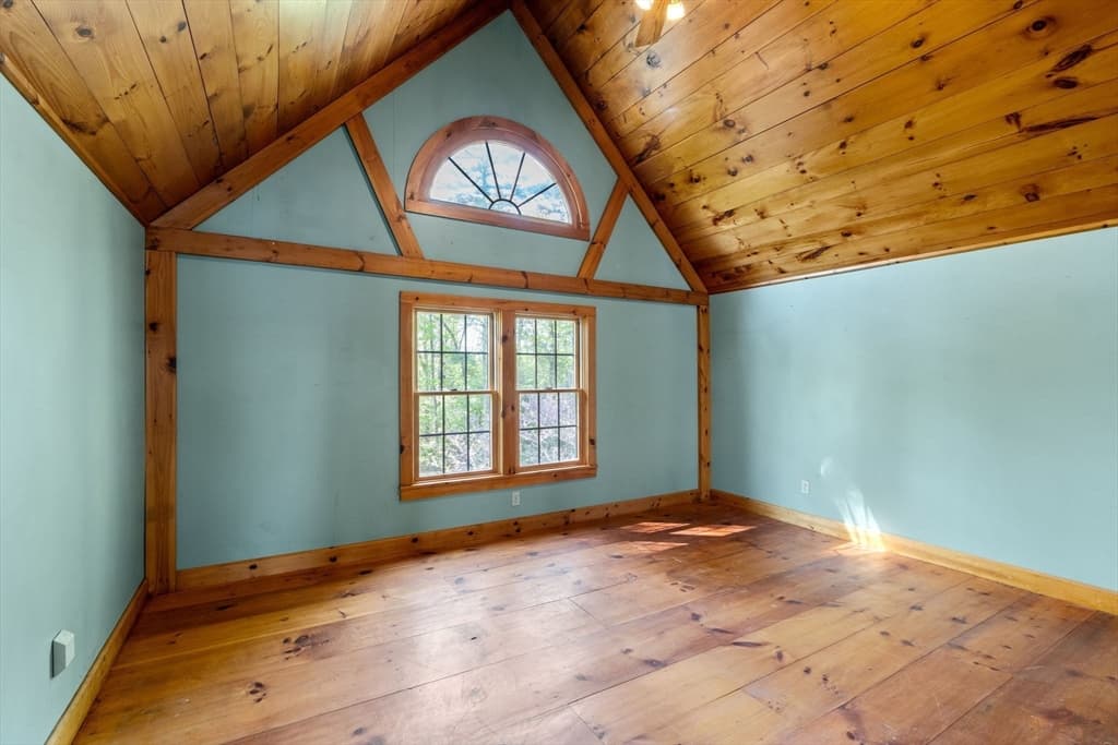 Single Family Residence at 362 Snows Pond Rd, Rochester MA 02770, photo 22 of 41