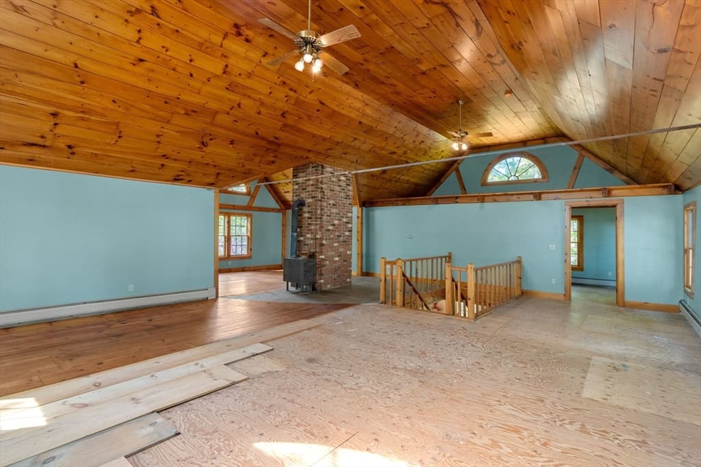 Single Family Residence at 362 Snows Pond Rd, Rochester MA 02770, photo 20 of 41