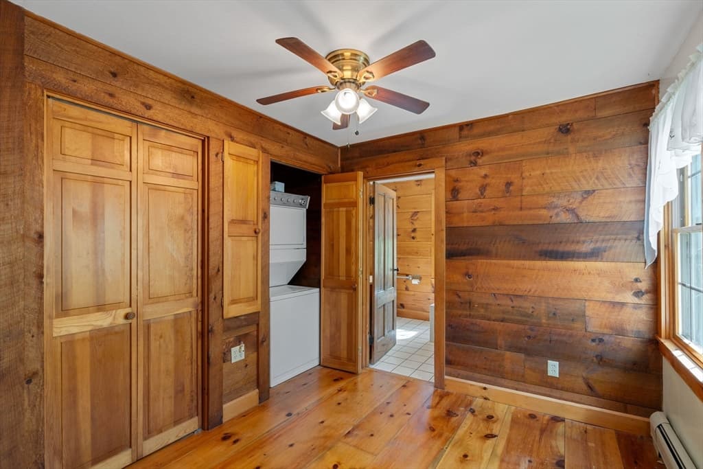 Single Family Residence at 362 Snows Pond Rd, Rochester MA 02770, photo 14 of 41