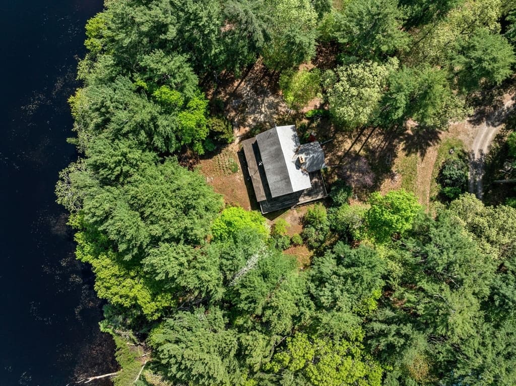 Single Family Residence at 362 Snows Pond Rd, Rochester MA 02770, photo 31 of 41
