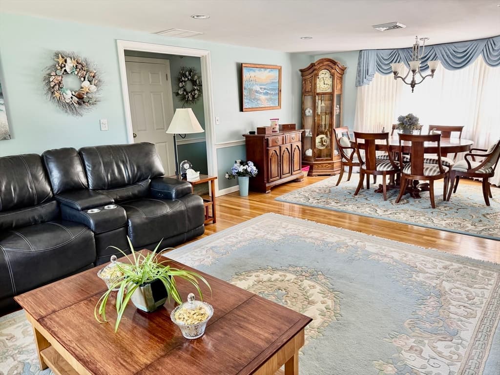 Single Family Residence at 149 Great Western, Yarmouth MA 02664, photo 7 of 34