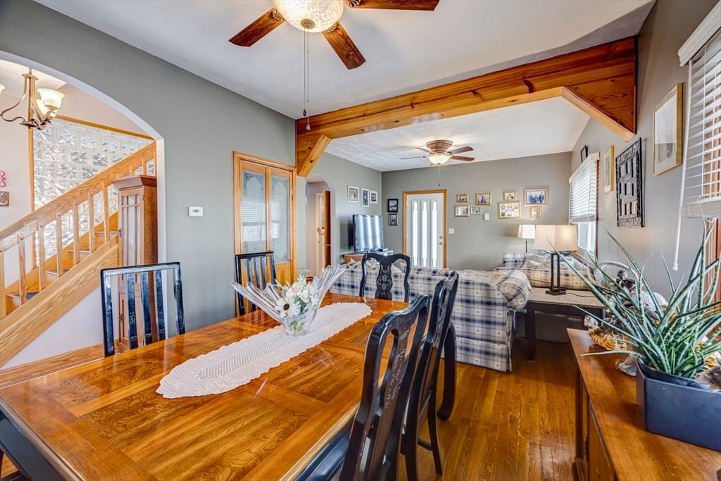 Single Family Residence at 188 Washington St, New Bedford MA 02740, New Bedford, photo 6 of 36