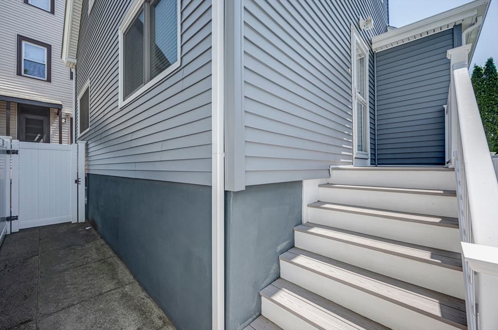 Single Family Residence at 188 Washington St, New Bedford MA 02740, New Bedford, photo 36 of 36