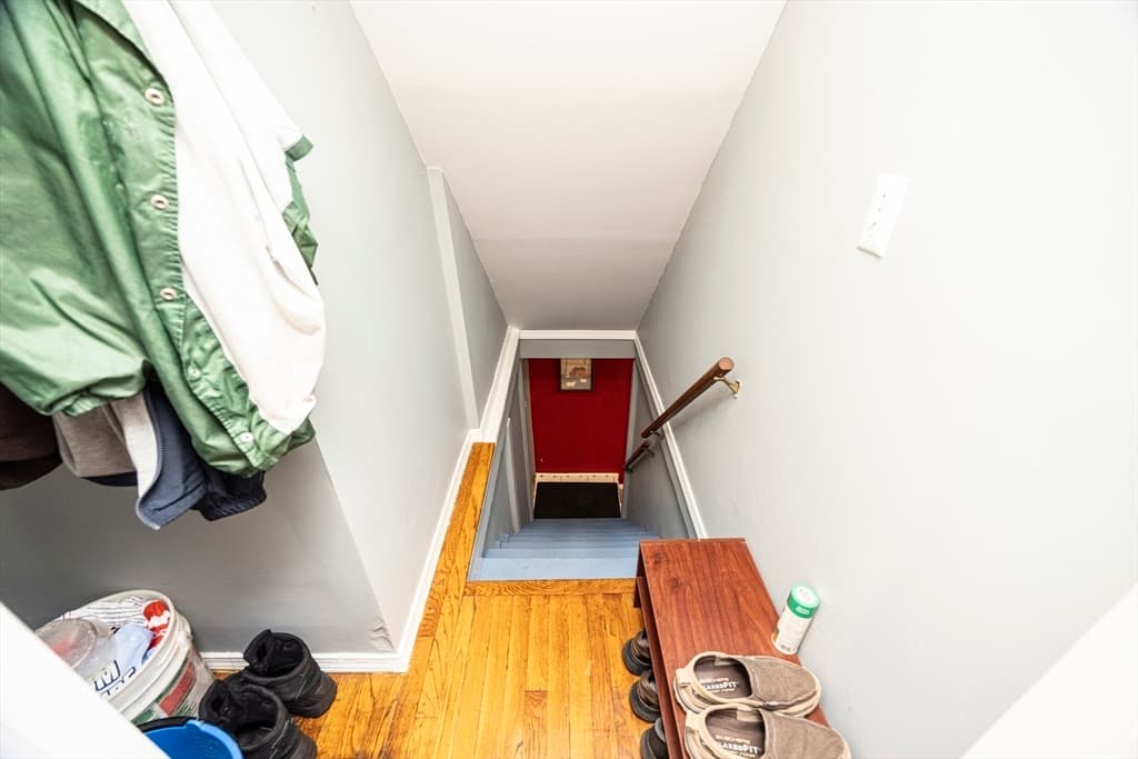 Single Family Residence at 188 Washington St, New Bedford MA 02740, New Bedford, photo 28 of 36