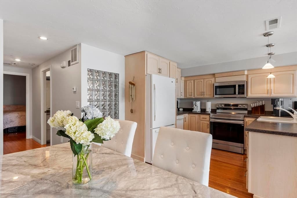 40 Oceanside # 40, Hull MA 02045 photo 20
