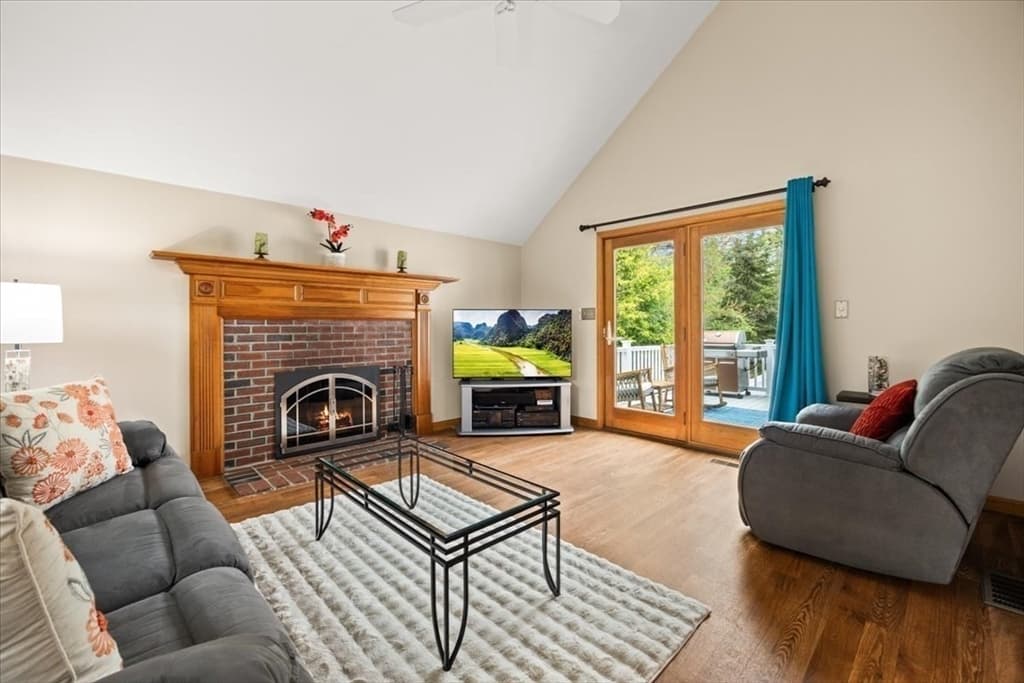Single Family Residence at 2 Furlong Circle, Lakeville MA 02347, Lakeville, photo 23 of 42