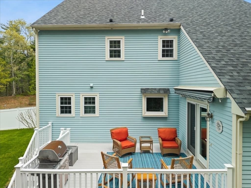 Single Family Residence at 2 Furlong Circle, Lakeville MA 02347, Lakeville, photo 7 of 42