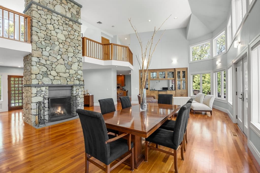Single Family Residence at 476 Baxters Neck Rd, Barnstable MA 02648, Barnstable, photo 8 of 42