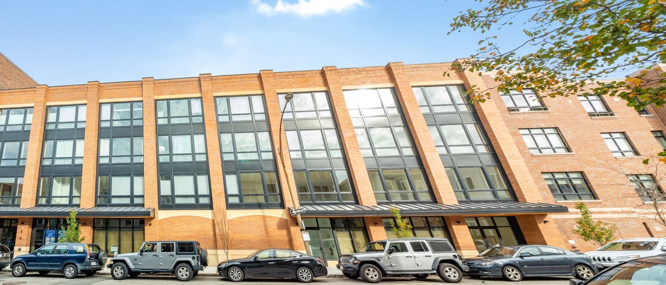 Condominium at 340 W 2nd St, Boston MA 02127, photo 16 of 18