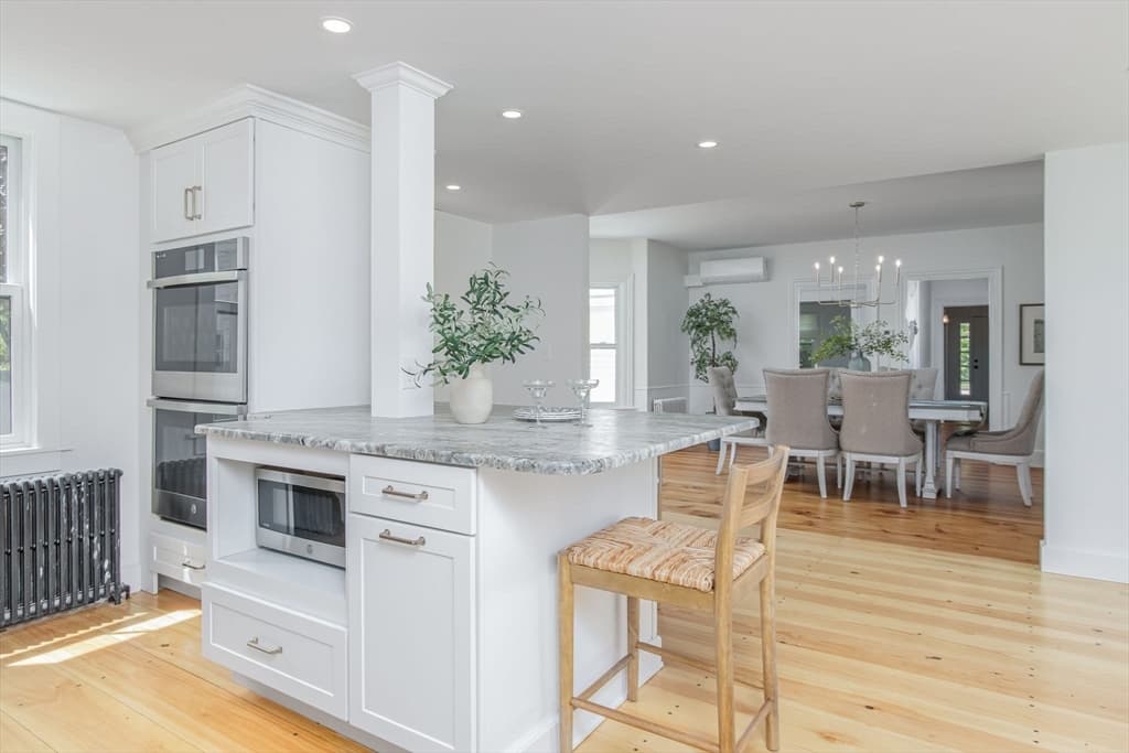 Single Family Residence at 96 Hollis Street, Groton MA 01450, photo 7 of 39