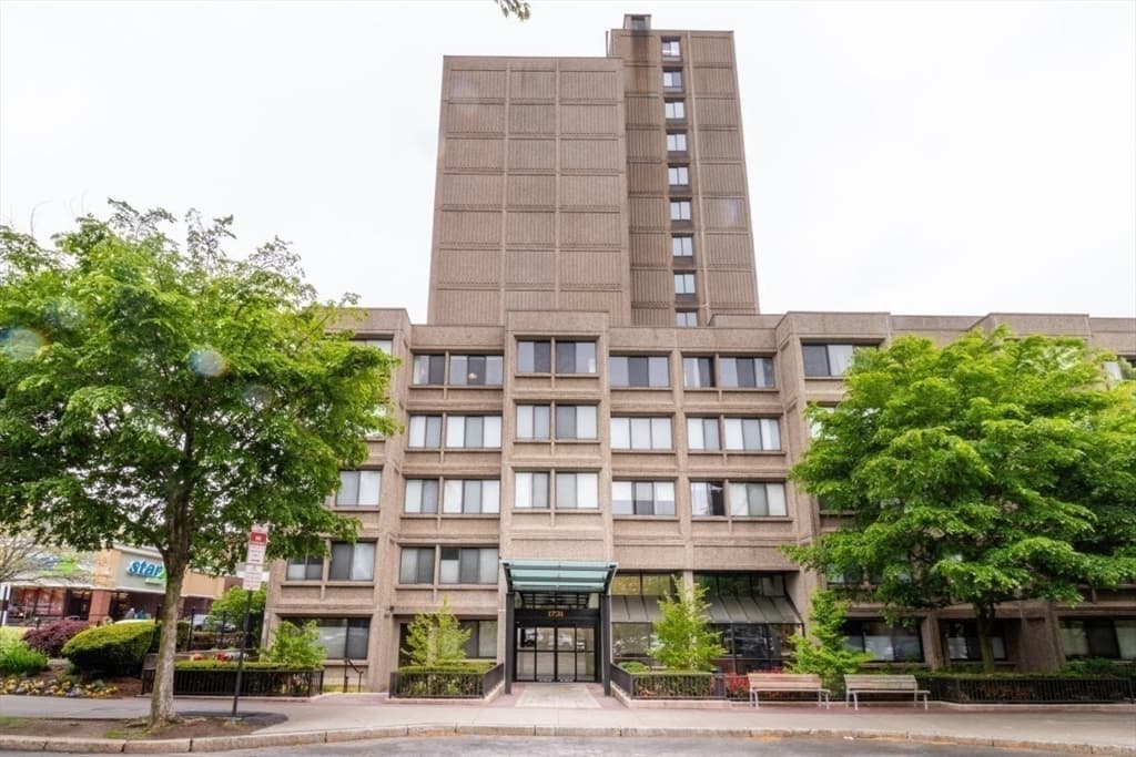 1731 Beacon St. # 520, Brookline MA 02445 photo 23