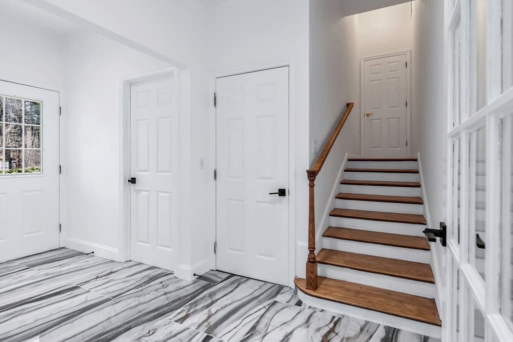 Single Family Residence at 30 Anne Rd, North Andover MA 01845, North Andover, photo 25 of 42