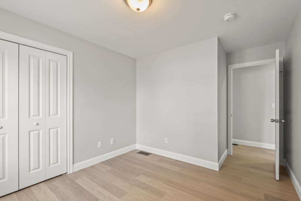 Single Family Residence at 81 Maple Springs Rd, Wareham MA 02571, photo 13 of 18