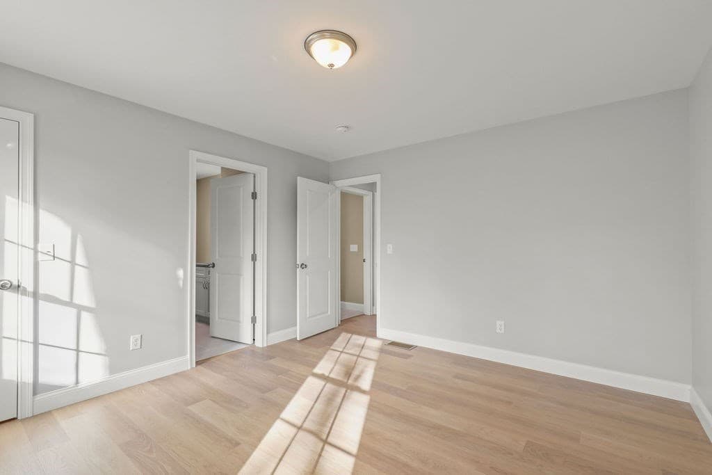 Single Family Residence at 81 Maple Springs Rd, Wareham MA 02571, photo 7 of 18