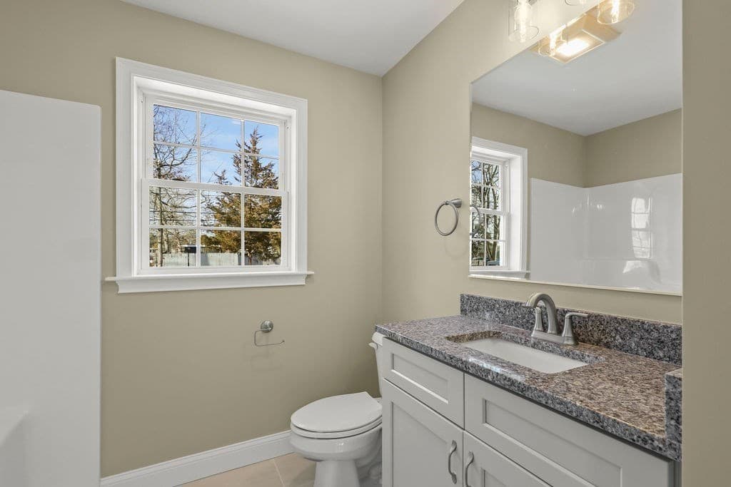 Single Family Residence at 81 Maple Springs Rd, Wareham MA 02571, photo 9 of 18