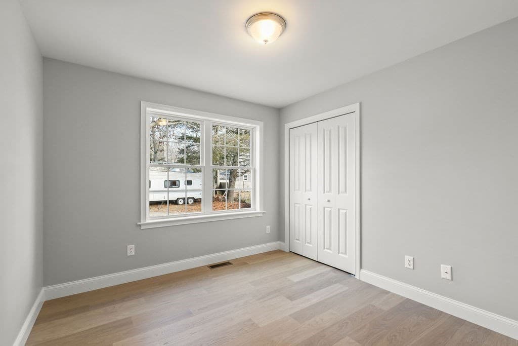 Single Family Residence at 81 Maple Springs Rd, Wareham MA 02571, photo 14 of 18