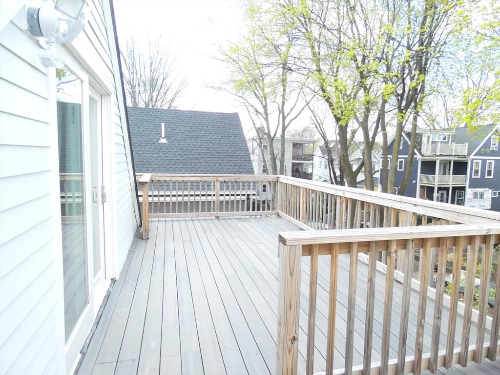 Condominium at 5 Kenwood St # 3, Somerville MA 02144, photo 29 of 33