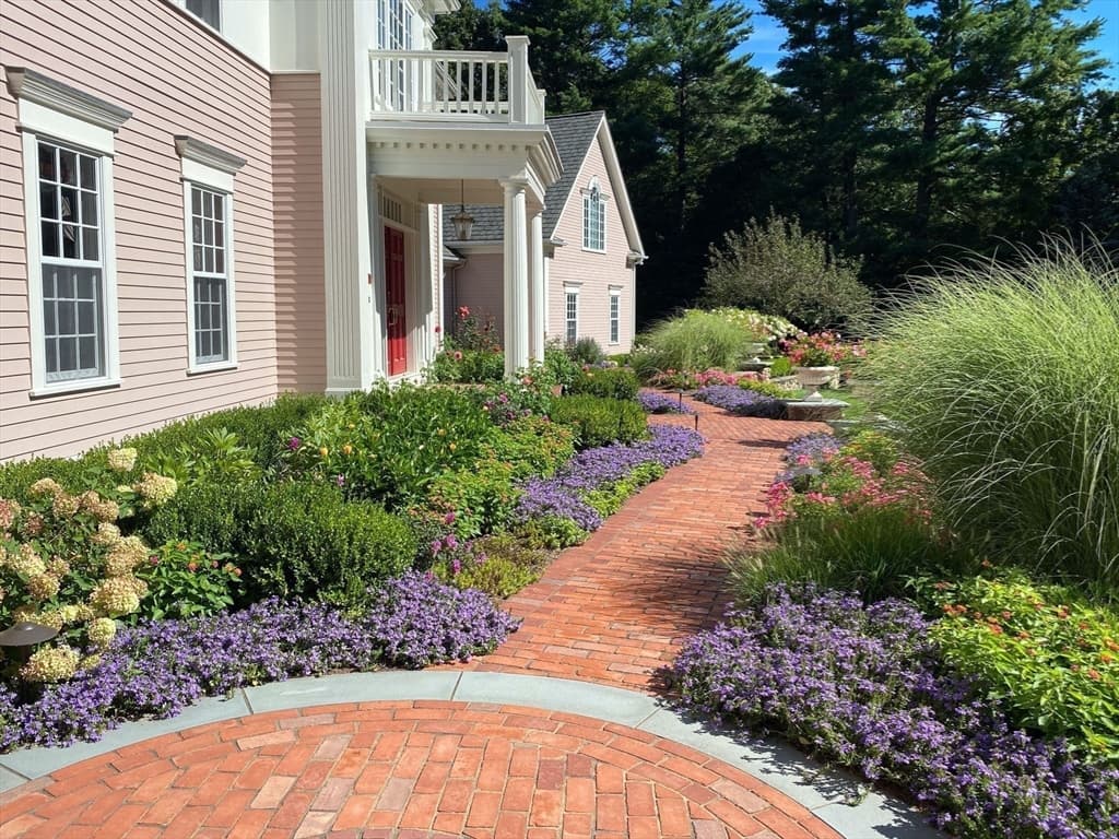 5 Hamlins Crossing, Dover MA 02030