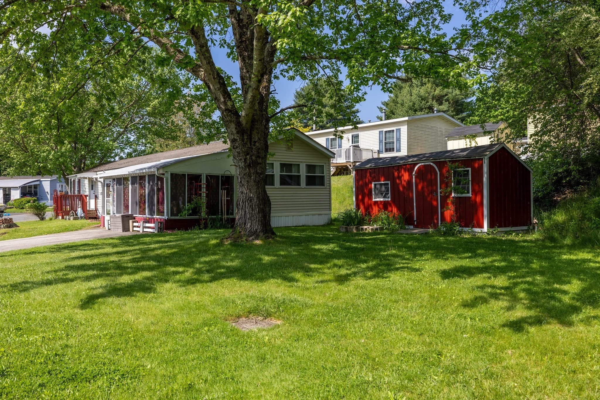 Mobile Home at 1 First Street, Sturbridge MA 01566, photo 2 of 27