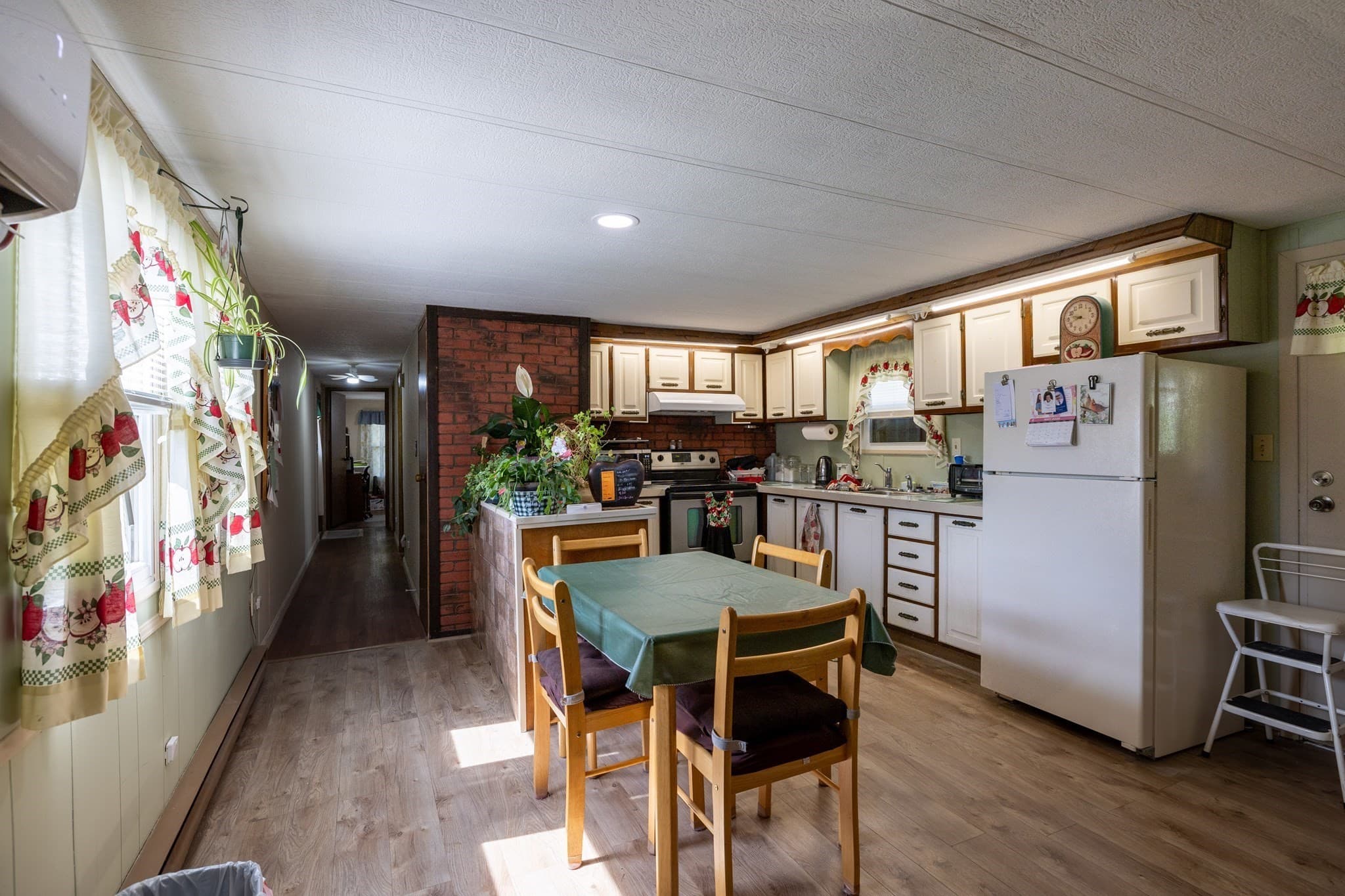 Mobile Home at 1 First Street, Sturbridge MA 01566, photo 7 of 27