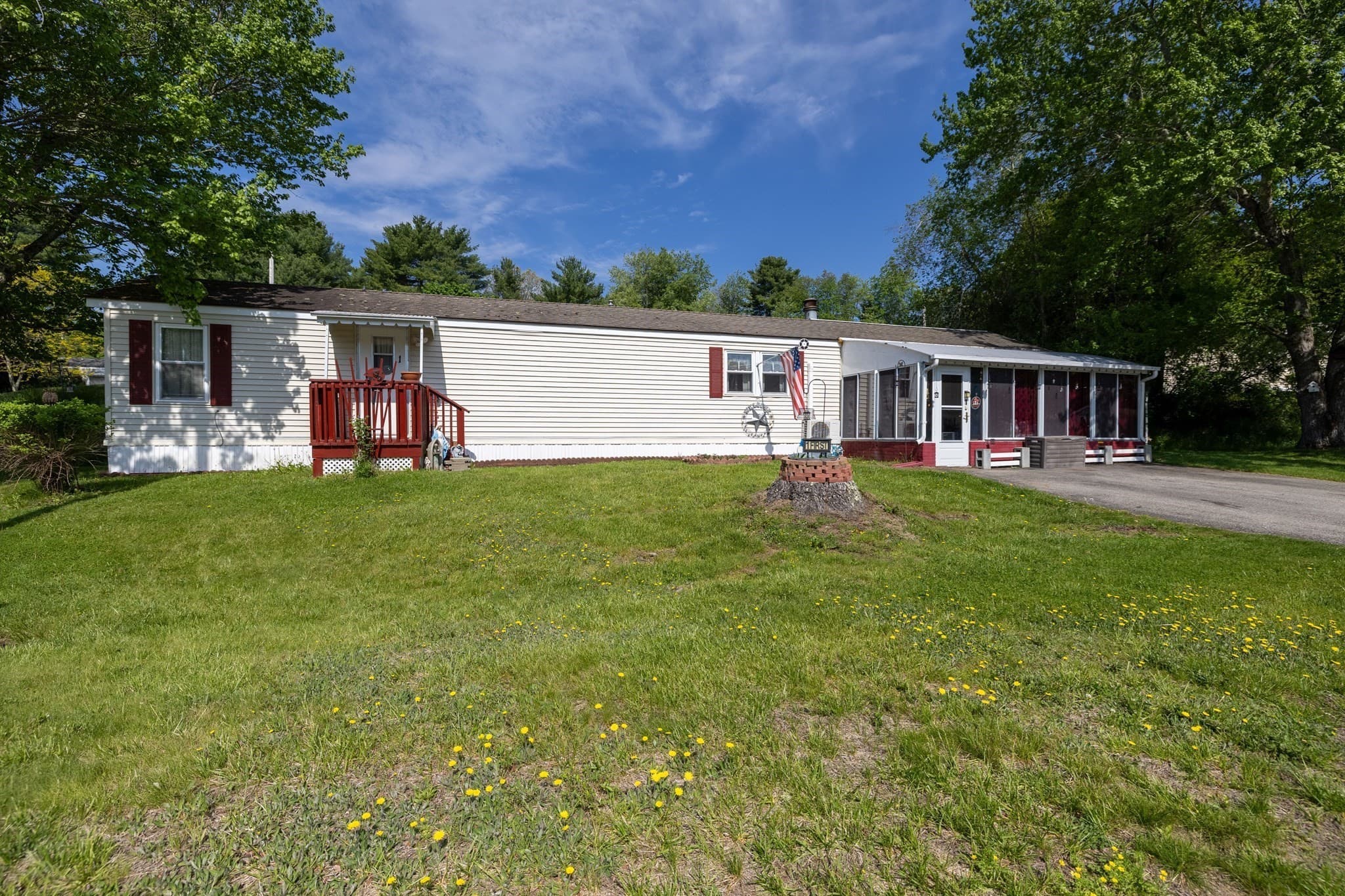 Mobile Home at 1 First Street, Sturbridge MA 01566, photo 15 of 27