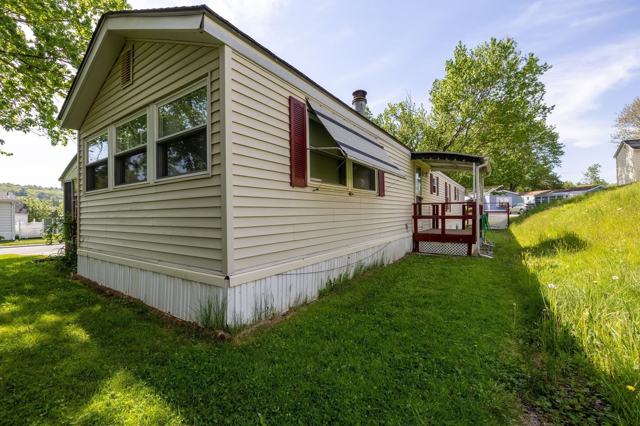 Mobile Home at 1 First Street, Sturbridge MA 01566, photo 21 of 27