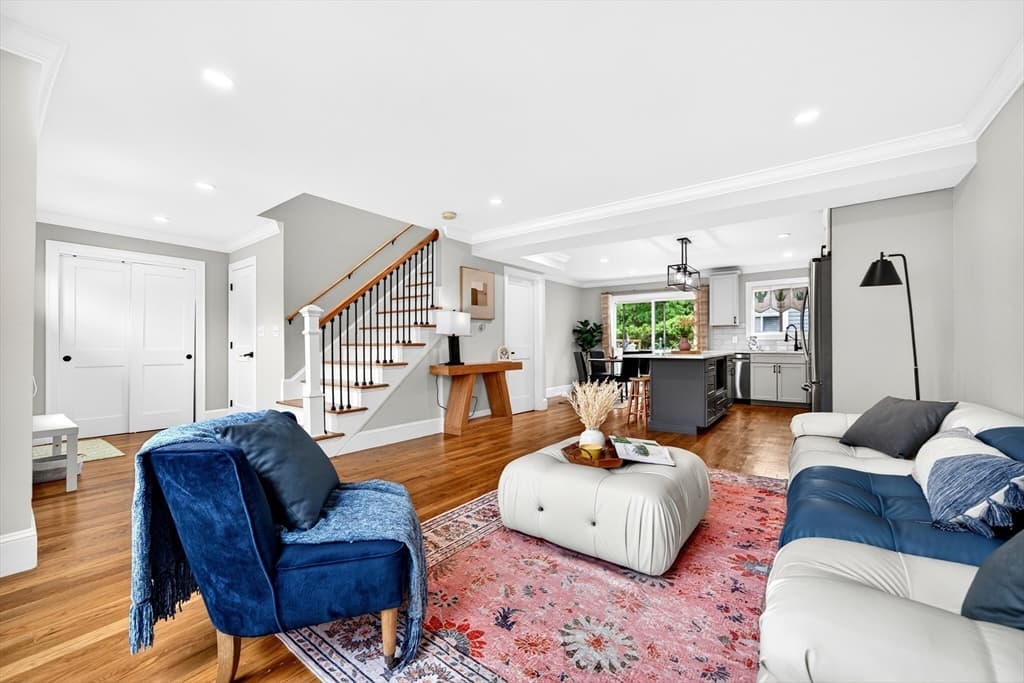 55 Banks St # 2, Winthrop MA 02152