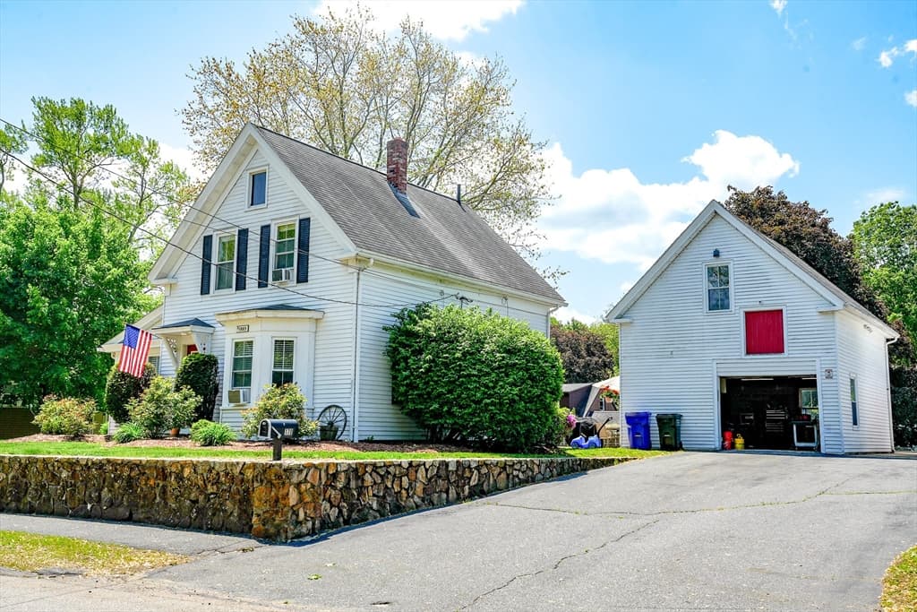 Single Family Residence at 170 Hopedale St, Hopedale MA 01747, Hopedale, photo 2 of 35