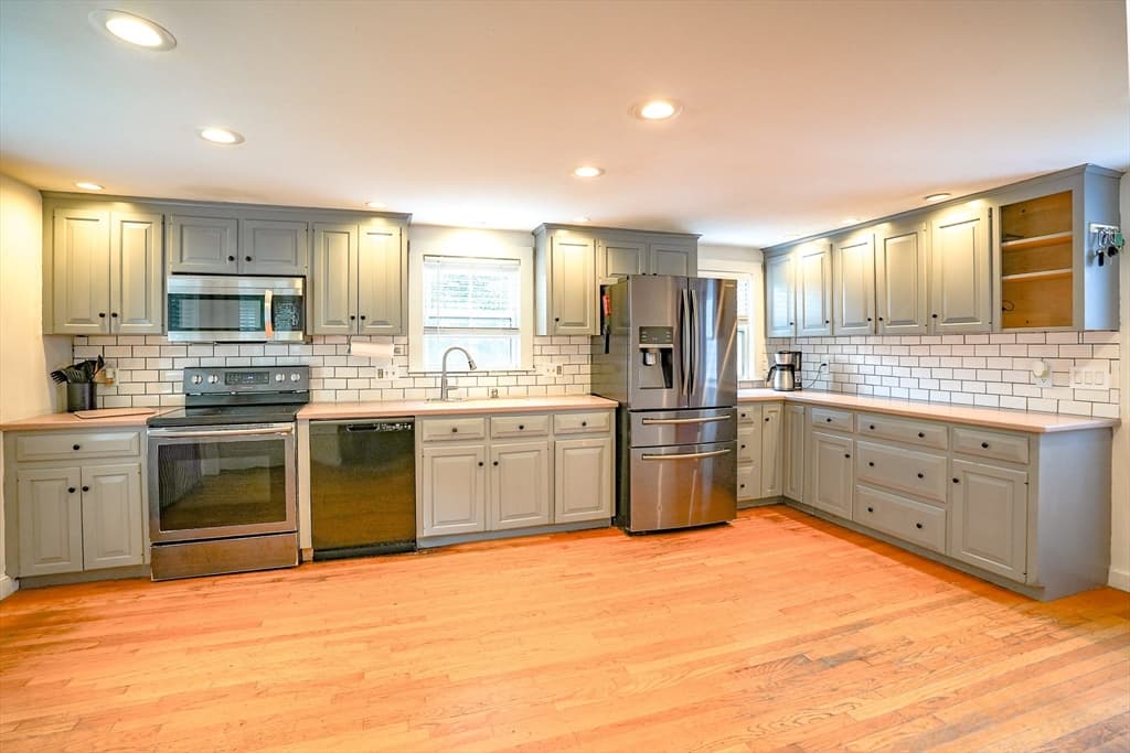 Single Family Residence at 170 Hopedale St, Hopedale MA 01747, Hopedale, photo 19 of 35