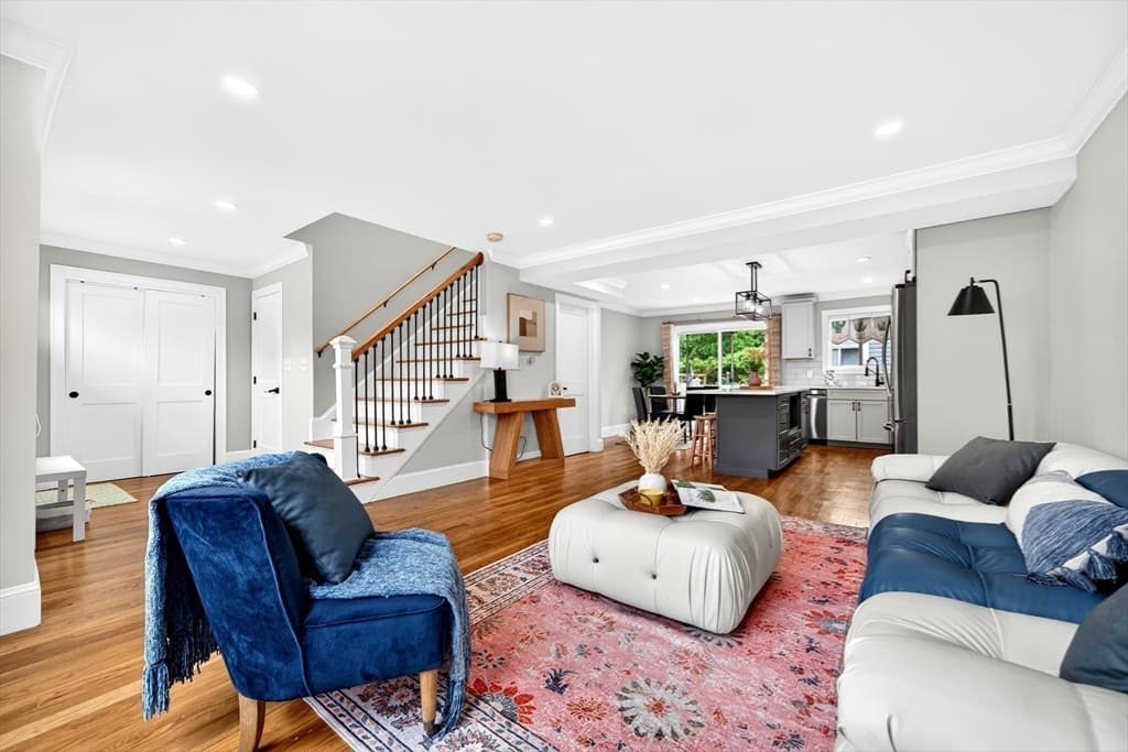 55 Banks St # 2, Winthrop MA 02152